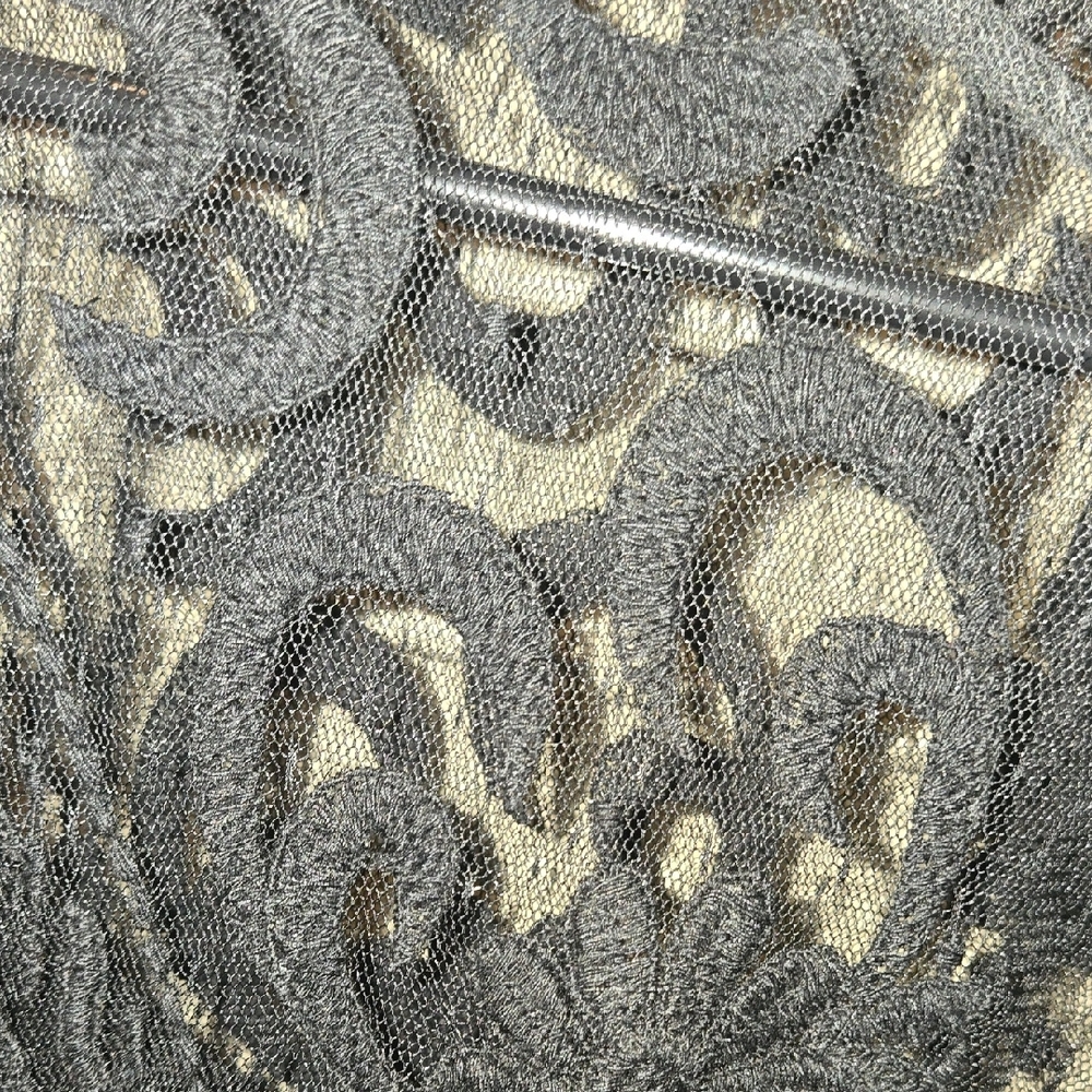 Zara Black Lace Sleeveless Blouse - Picture 2 of 7